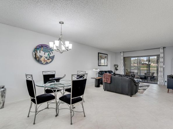 15301 Pembridge Avenue 49, Delray Beach FL 33484