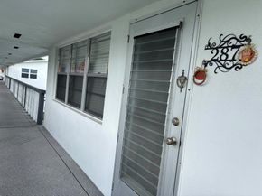 287 Camden L 287, West Palm Beach FL 33417