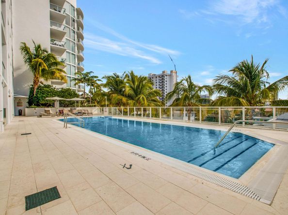 401 N Birch Rd 413, Fort Lauderdale FL 33304