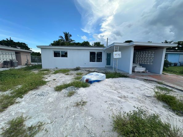 216 NE 26th St, Pompano Beach FL 33064