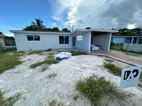 216 NE 26th St, Pompano Beach FL 33064
