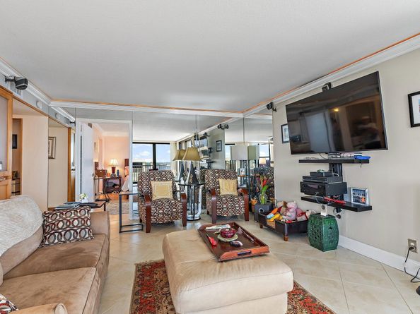 5480 N Ocean Drive A9c, Singer Island FL 33404