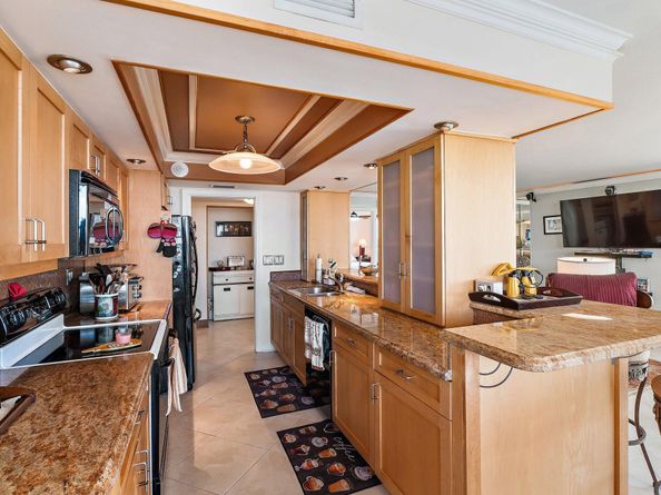 5480 N Ocean Drive A9c, Singer Island FL 33404