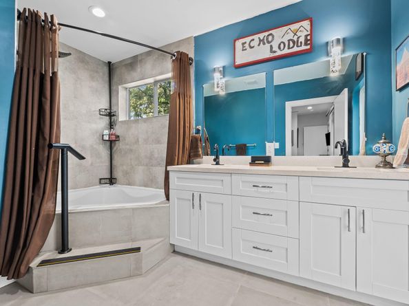 1543 SW 32nd St, Fort Lauderdale FL 33315
