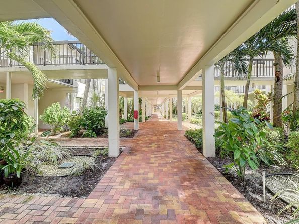 830 Greensward Court 107H, Delray Beach FL 33445