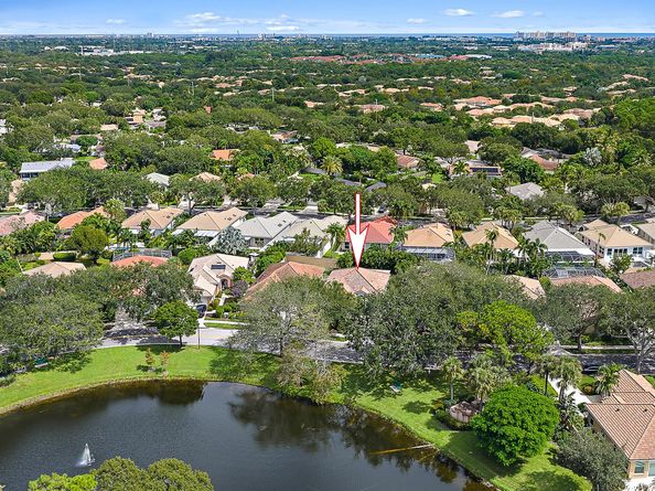156 Hampton Place, Jupiter FL 33458