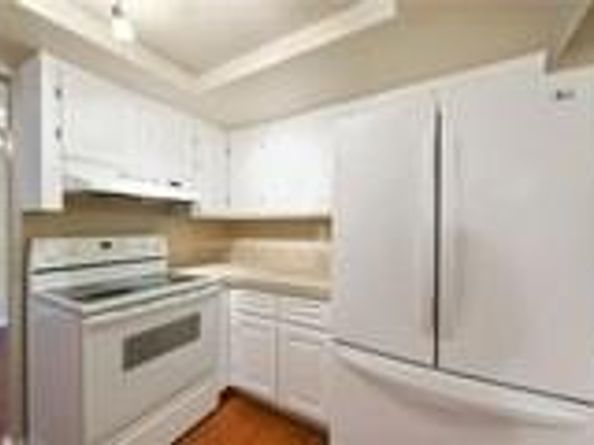 8610 NW 57th Pl, Tamarac FL 33321