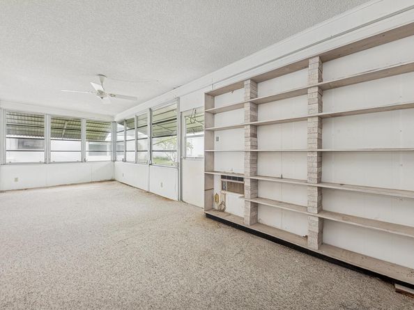 703 SW 18th Street, Boynton Beach FL 33426