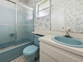 703 SW 18th Street, Boynton Beach FL 33426