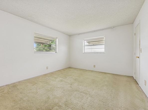 703 SW 18th Street, Boynton Beach FL 33426