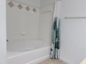 9873 Baywinds Drive 5107, West Palm Beach FL 33411