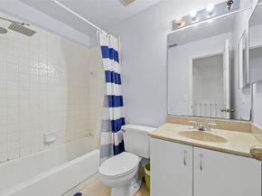 7602 Pinewalk Dr 154, Margate FL 33063