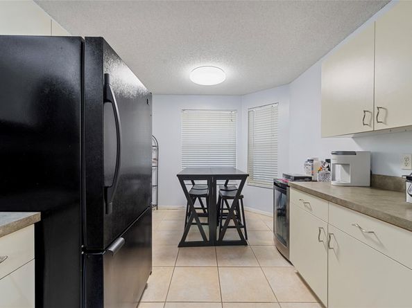 7602 Pinewalk Dr 154, Margate FL 33063