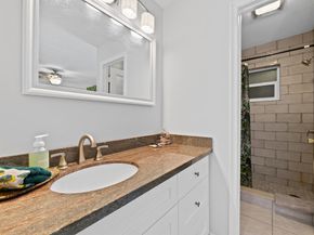1025 S Dr B, Delray Beach FL 33445