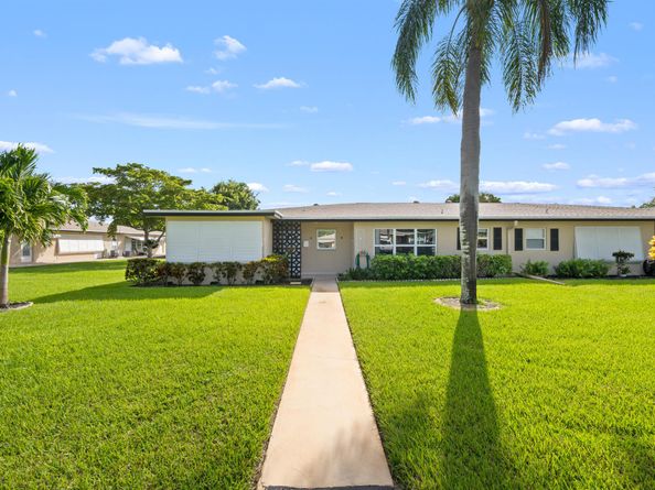 1025 S Dr B, Delray Beach FL 33445