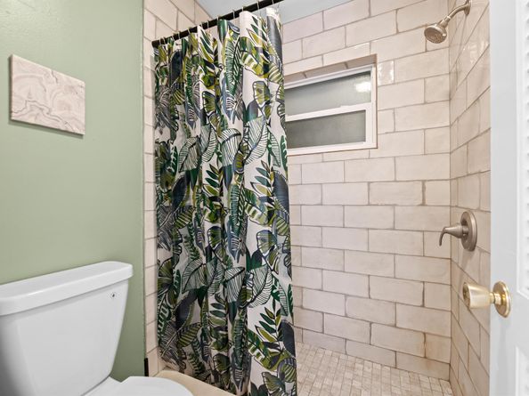 1025 S Dr B, Delray Beach FL 33445