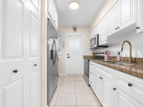 1539-1541 NE 15th Avenue, Fort Lauderdale FL 33304