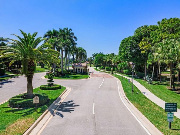 6852 Bitterbush Place, Boynton Beach FL 33472