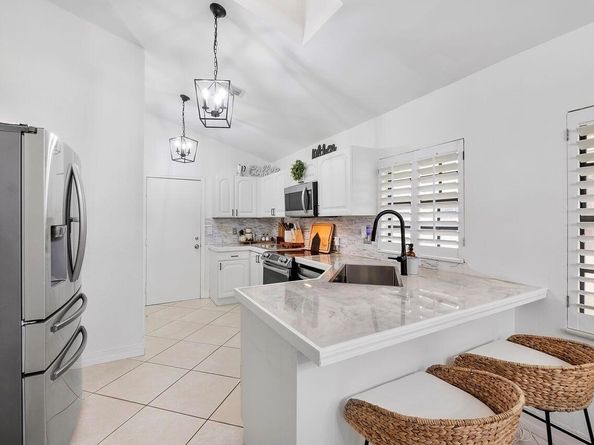 6852 Bitterbush Place, Boynton Beach FL 33472