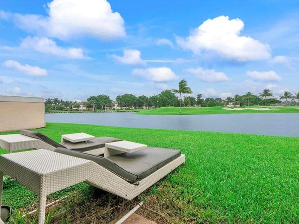 6852 Bitterbush Place, Boynton Beach FL 33472