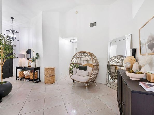 6852 Bitterbush Place, Boynton Beach FL 33472