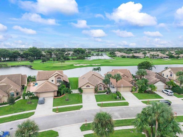 6852 Bitterbush Place, Boynton Beach FL 33472