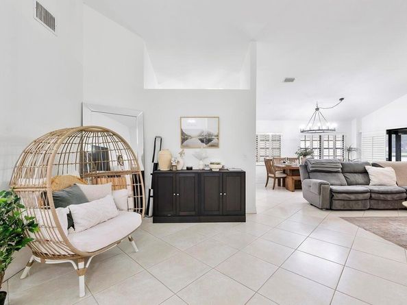 6852 Bitterbush Place, Boynton Beach FL 33472