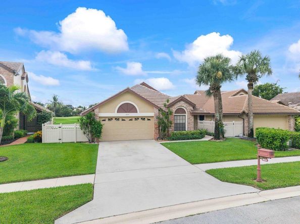 6852 Bitterbush Place, Boynton Beach FL 33472