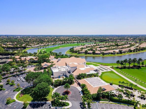 6852 Bitterbush Place, Boynton Beach FL 33472