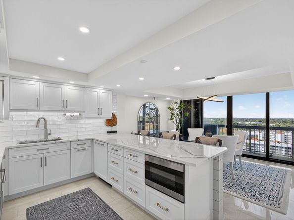 123 Lakeshore Drive 1544, North Palm Beach FL 33408