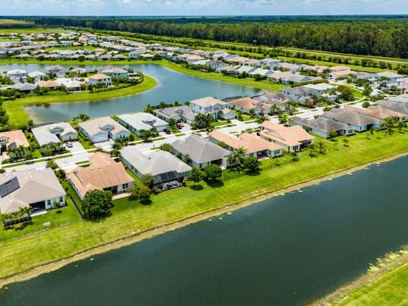 5862 Whippoorwill Circle, Westlake FL 33470