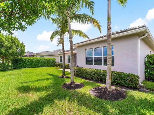 5862 Whippoorwill Circle, Westlake FL 33470