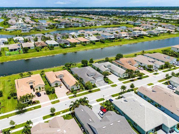 5862 Whippoorwill Circle, Westlake FL 33470