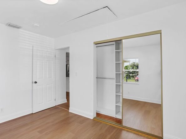 2403 Scott Street, Hollywood FL 33020