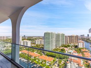 19707 Turnberry Way TS2, Aventura FL 33180