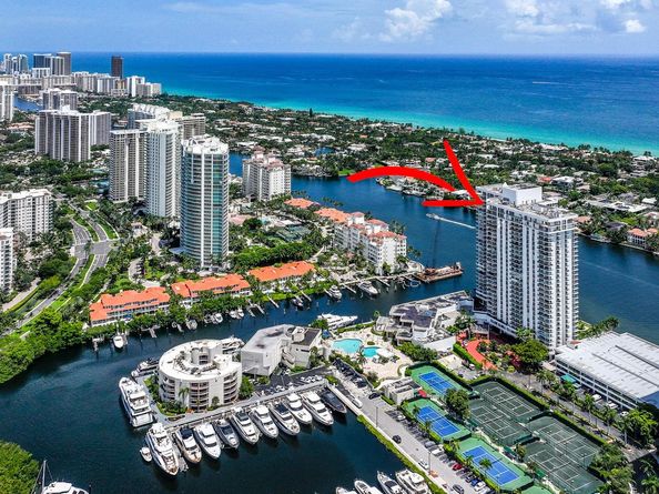 19707 Turnberry Way TS2, Aventura FL 33180