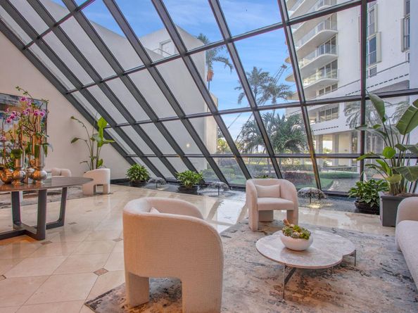 19707 Turnberry Way TS2, Aventura FL 33180