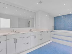 19707 Turnberry Way TS2, Aventura FL 33180