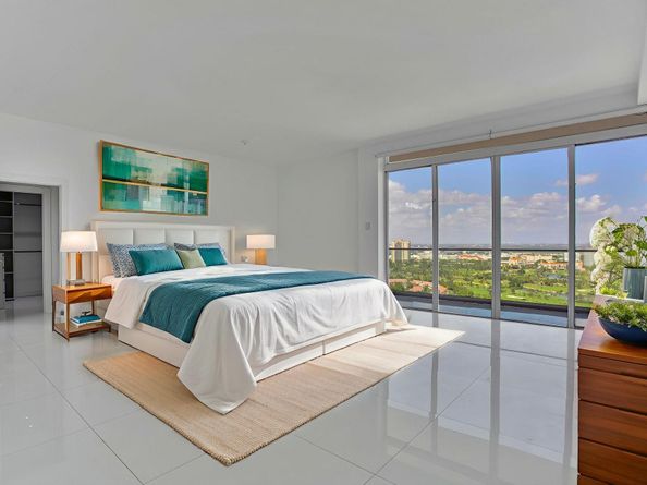 19707 Turnberry Way TS2, Aventura FL 33180
