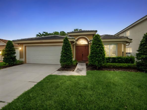 1802 S Club Drive, Wellington FL 33414