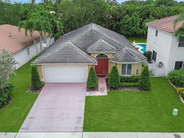 1802 S Club Drive, Wellington FL 33414