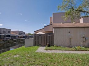 1237 NW 123rd Ter 1237, Pembroke Pines FL 33026