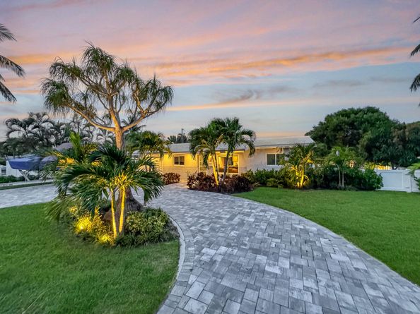 21 SE 9th Street, Pompano Beach FL 33060