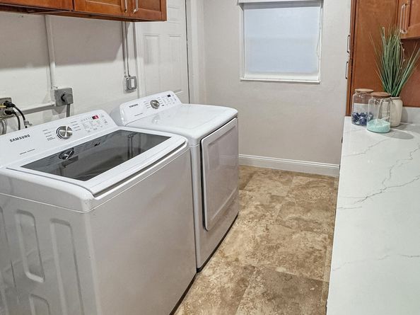 21 SE 9th Street, Pompano Beach FL 33060