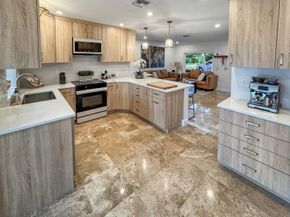 21 SE 9th Street, Pompano Beach FL 33060