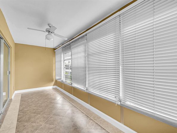 2111 NE 42nd Ct 201w, Lighthouse Point FL 33064