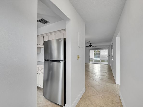 2111 NE 42nd Ct 201w, Lighthouse Point FL 33064