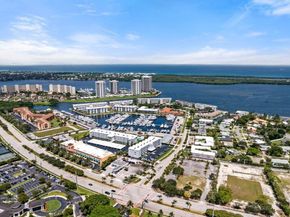 155 Yacht Club Drive 308, North Palm Beach FL 33408