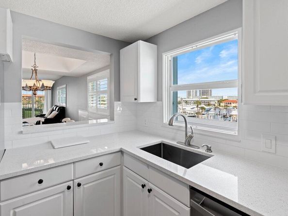 155 Yacht Club Drive 308, North Palm Beach FL 33408