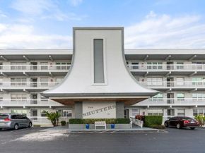 155 Yacht Club Drive 308, North Palm Beach FL 33408